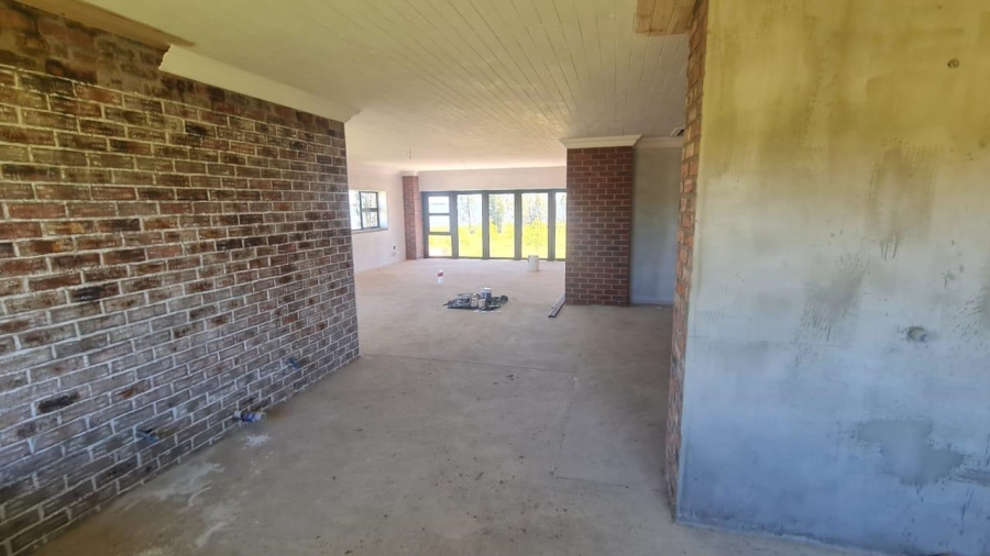 4 Bedroom Property for Sale in Oranjeville Free State